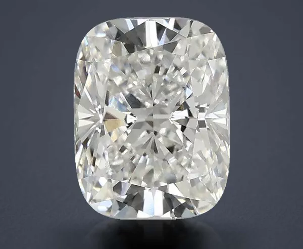 2.1 Carat · F · VVS2 Rare Carat Ideal Cut