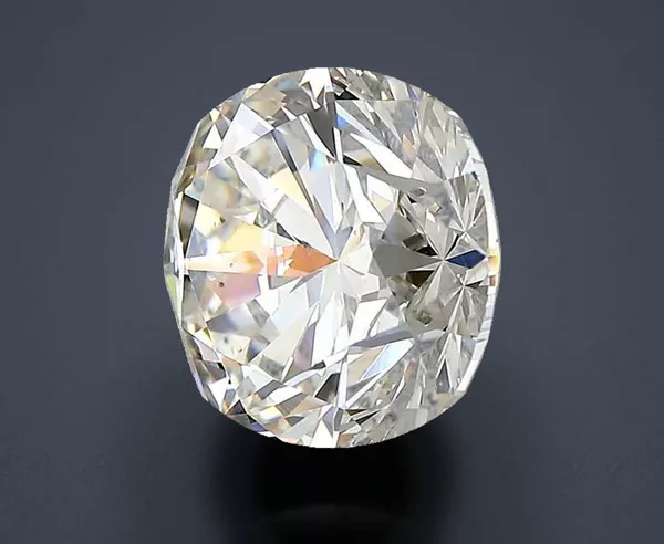 3 Carat · I · VS2 Rare Carat Ideal Cut