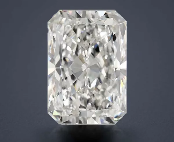 4.84 Carat · G · VVS2 Rare Carat Ideal Cut