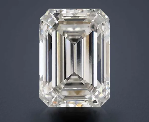 2.1 Carat · H · VVS2 Rare Carat Ideal Cut