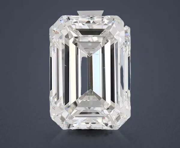 4.51 Carat · F · VS2 Rare Carat Ideal Cut