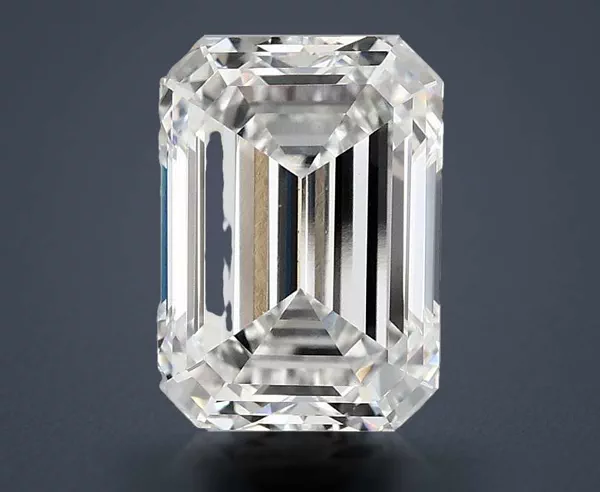 3.47 Carat · E · VS1 Rare Carat Ideal Cut