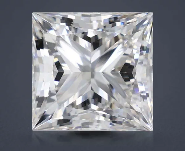 2.94 Carat · G · VVS2 Rare Carat Ideal Cut