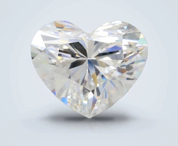 7.04 Carat · F · VS2 Rare Carat Ideal Cut