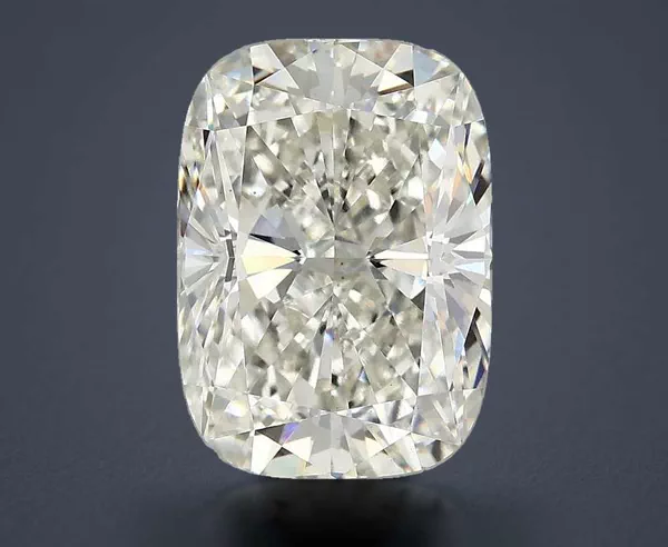 4.09 Carat · H · VS1 Rare Carat Ideal Cut