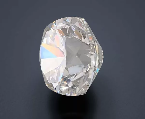 1.37 Carat · G · VS1 Rare Carat Ideal Cut