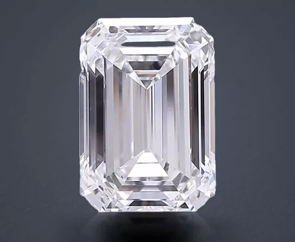 3.56 Carat · G · VVS2 Rare Carat Ideal Cut