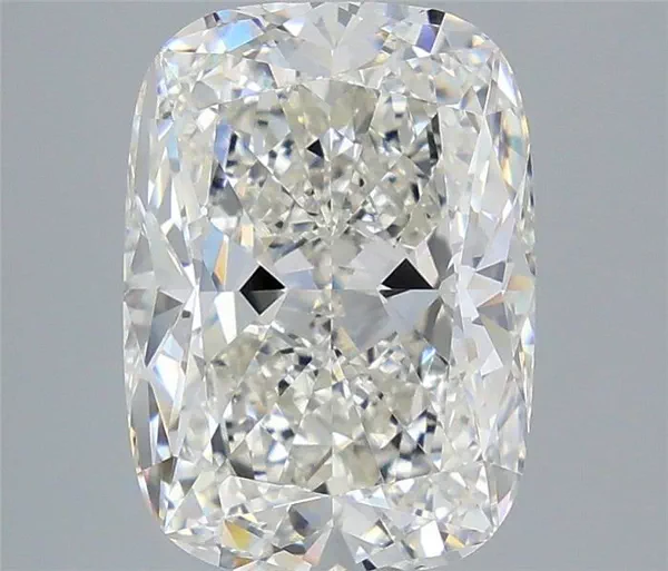 4.65 Carat · G · VVS2 Rare Carat Ideal Cut