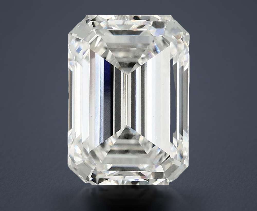 4.87 Carat · F · VS1 Rare Carat Ideal Cut