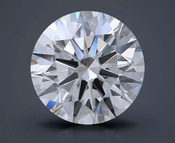 6.01 Carat · G · VS1 Rare Carat Ideal Cut