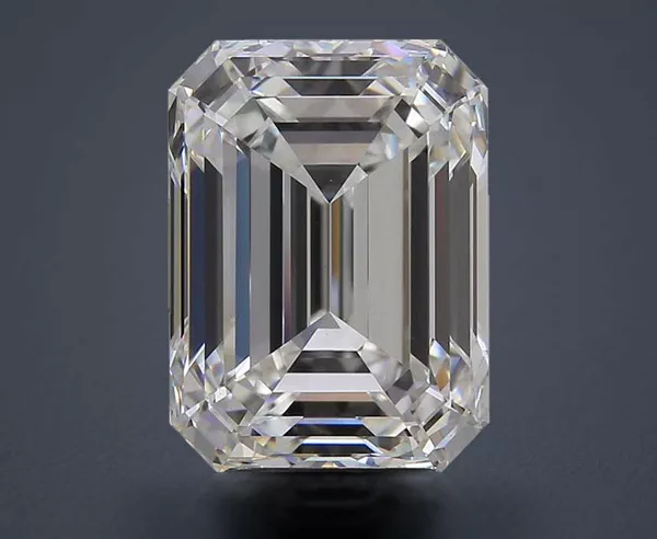5.01 Carat · G · VVS2 Rare Carat Ideal Cut
