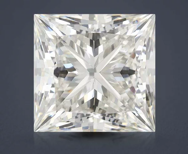 8.5 Carat · H · VS1 Rare Carat Ideal Cut