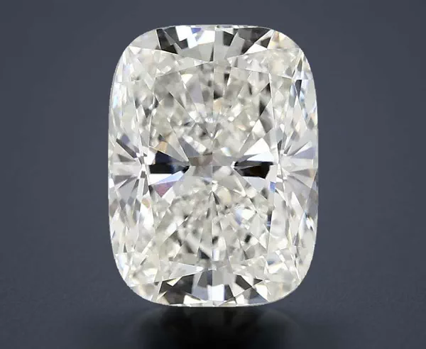 3.04 Carat · G · VVS2 Rare Carat Ideal Cut