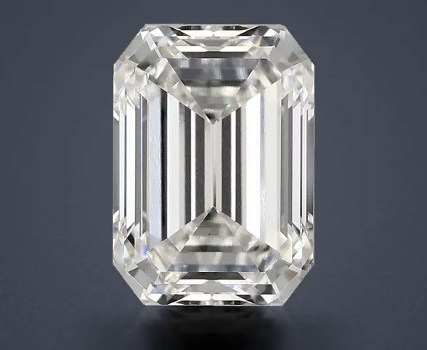 3.16 Carat · F · VS1 Rare Carat Ideal Cut