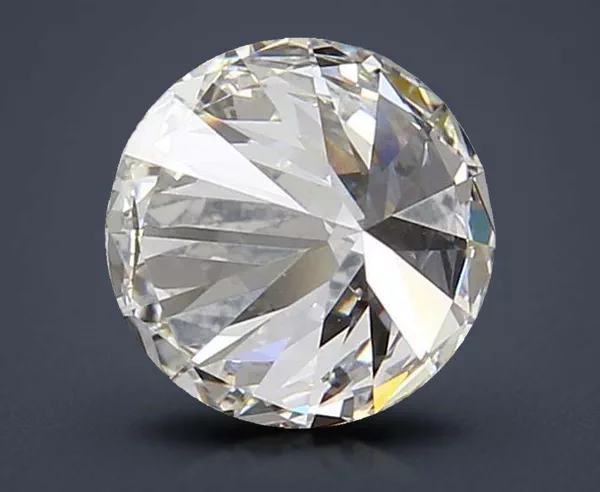 2.1 Carat · E · VVS2 Rare Carat Ideal Cut
