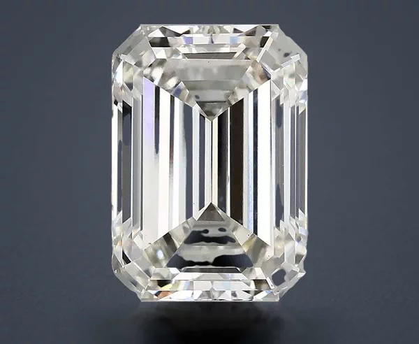 4.91 Carat · G · VS1 Rare Carat Ideal Cut