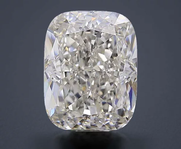 2.67 Carat · G · VS1 Rare Carat Ideal Cut