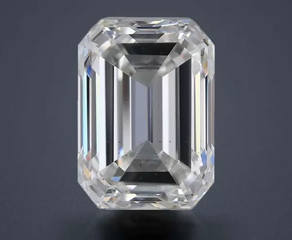 2.85 Carat · F · VS2 Rare Carat Ideal Cut