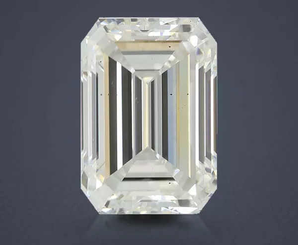4.93 Carat · E · VS2 Rare Carat Ideal Cut