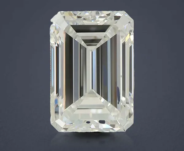 4.84 Carat · E · VVS2 Rare Carat Ideal Cut