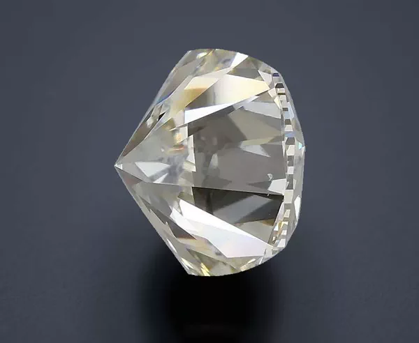 2.85 Carat · H · VS1 Rare Carat Ideal Cut