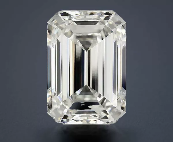 4.92 Carat · G · VS1 Rare Carat Ideal Cut