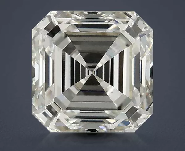2.09 Carat · G · VVS2 Rare Carat Ideal Cut