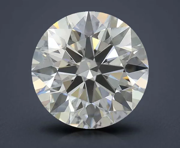 2.87 Carat · H · VS1 Rare Carat Ideal Cut