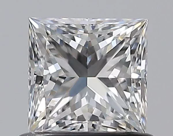 0.7 Carat · E · VVS2 excellent Cut