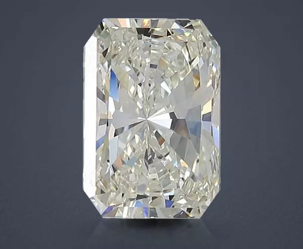 3.5 Carat · J · VS2 Rare Carat Ideal Cut
