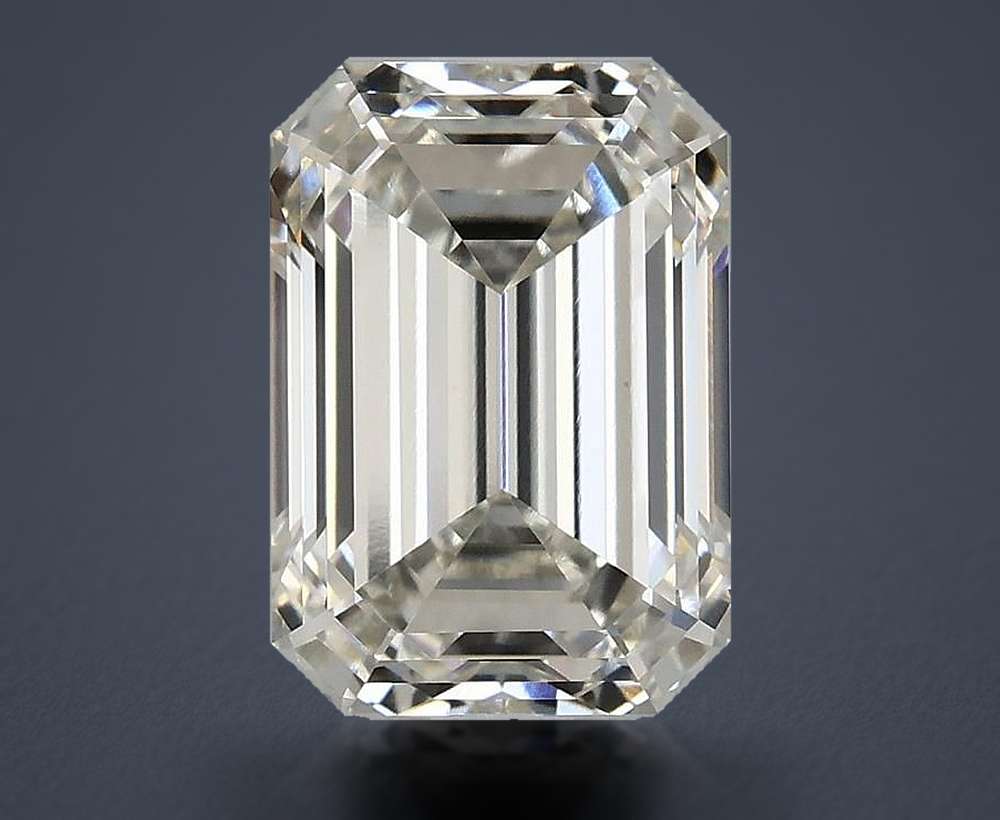 2.97 Carat · H · VS1 Rare Carat Ideal Cut