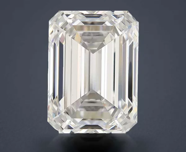 4.44 Carat · G · VS1 Rare Carat Ideal Cut