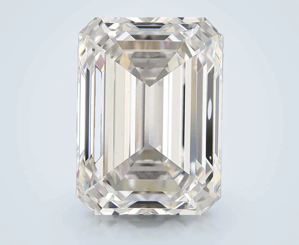 4.44 Carat · G · VS1 Rare Carat Ideal Cut