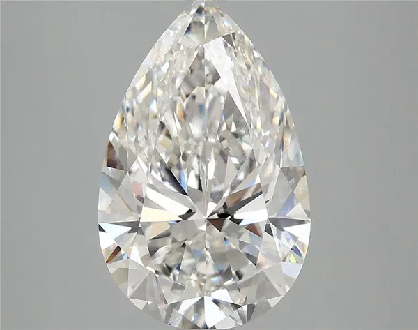 4 Carat · F · VS1 Rare Carat Ideal Cut