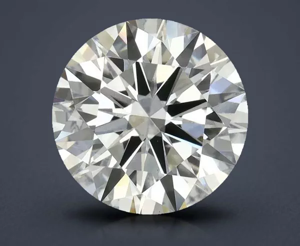 4.32 Carat · G · VS1 Rare Carat Ideal Cut