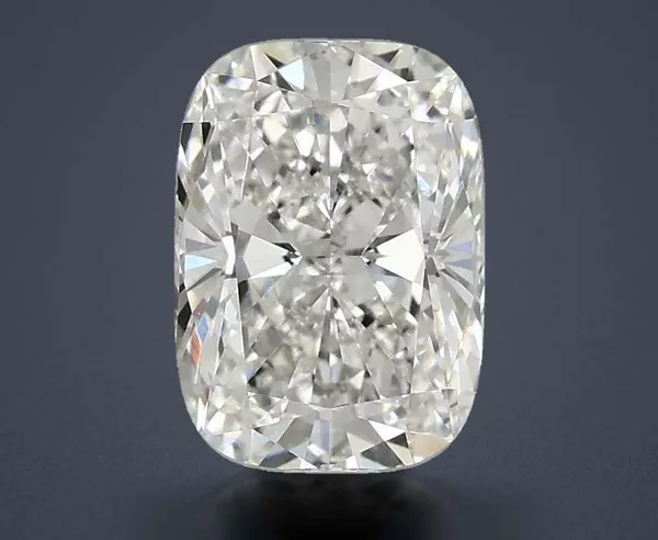 2.1 Carat · F · VVS2 Rare Carat Ideal Cut