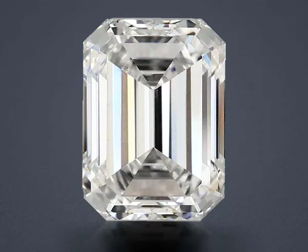 2.06 Carat · E · VS1 Rare Carat Ideal Cut