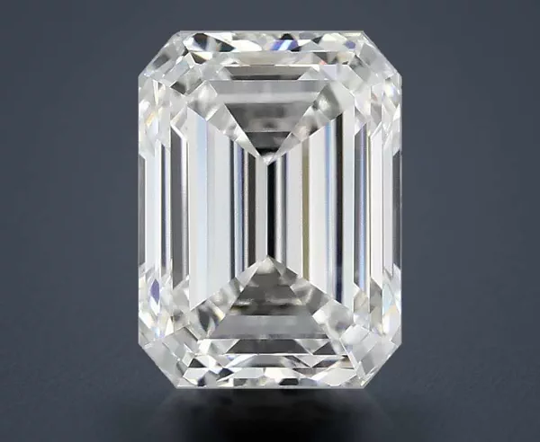 3.49 Carat · E · VS1 Rare Carat Ideal Cut