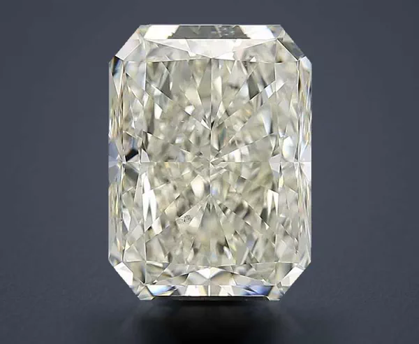7.15 Carat · J · VS2 Rare Carat Ideal Cut