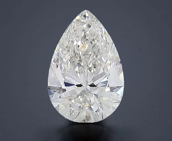 7.07 Carat · F · VS2 Rare Carat Ideal Cut