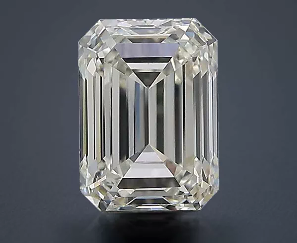 2.5 Carat · J · VS2 Rare Carat Ideal Cut