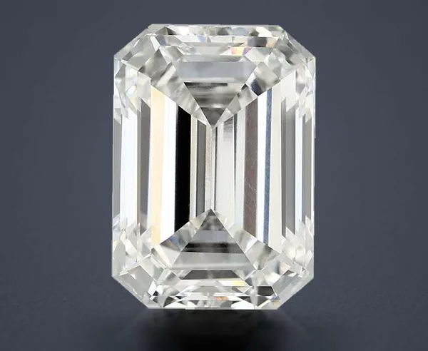 4.87 Carat · F · VVS2 Rare Carat Ideal Cut