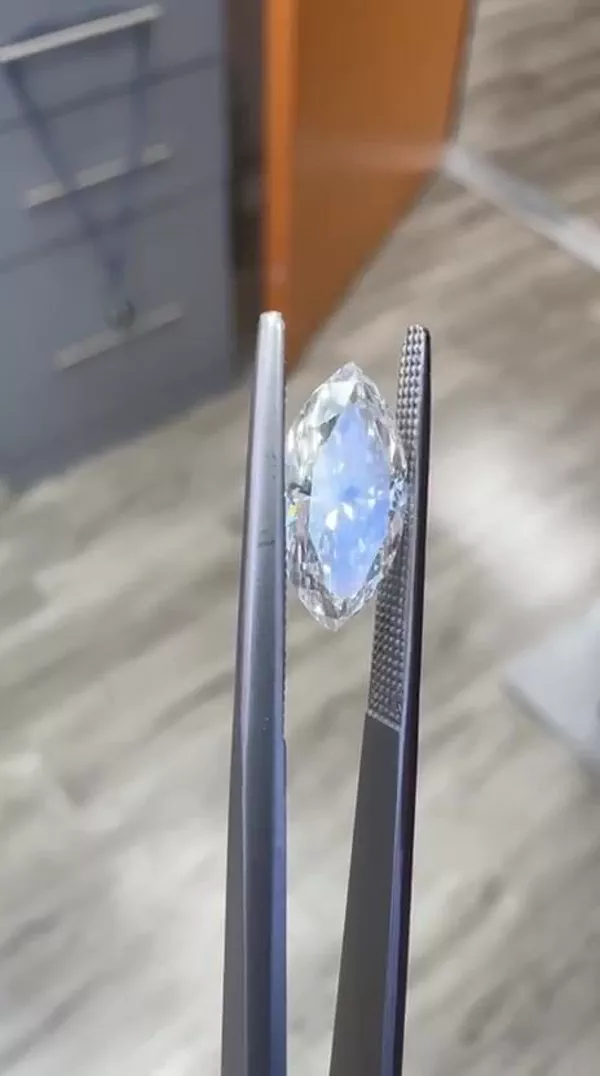 2.01 Carat · G · SI1 Rare Carat Ideal Cut