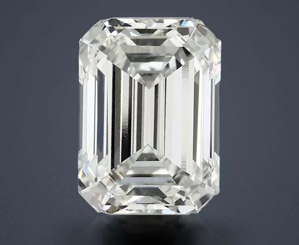 4.04 Carat · F · VVS2 Rare Carat Ideal Cut
