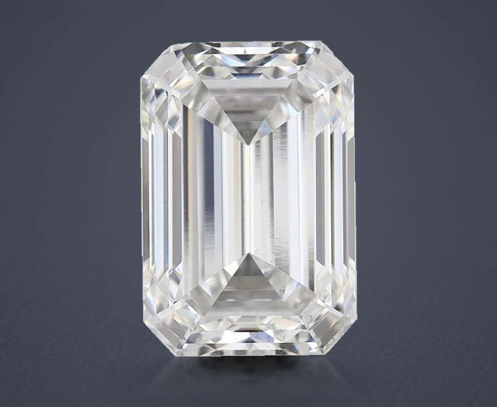 4.52 Carat · F · VS2 Rare Carat Ideal Cut