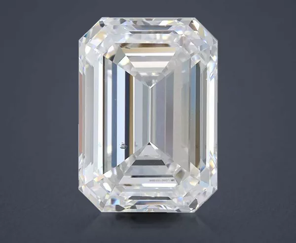 2.01 Carat · D · VS2 Rare Carat Ideal Cut