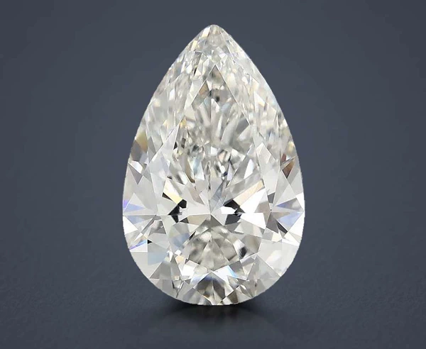 5 Carat · F · VVS2 Rare Carat Ideal Cut