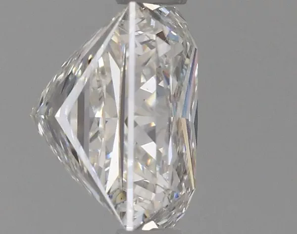 2.07 Carat · H · VS1 Rare Carat Ideal Cut