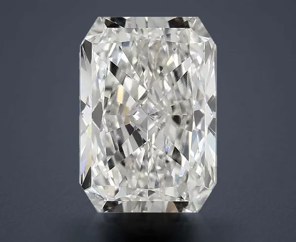2.8 Carat · F · VS1 Rare Carat Ideal Cut