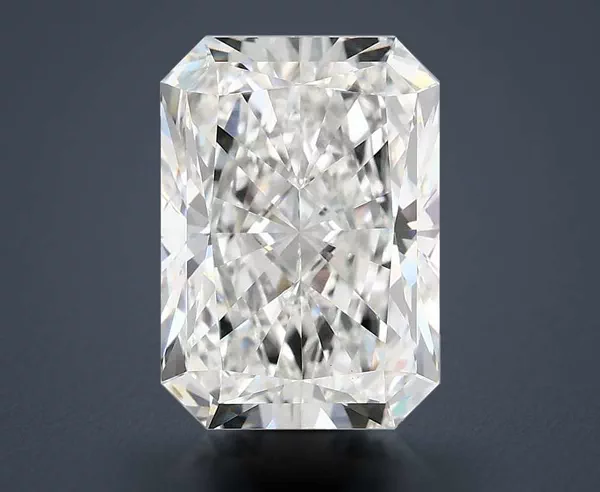 4.42 Carat · E · VVS2 Rare Carat Ideal Cut
